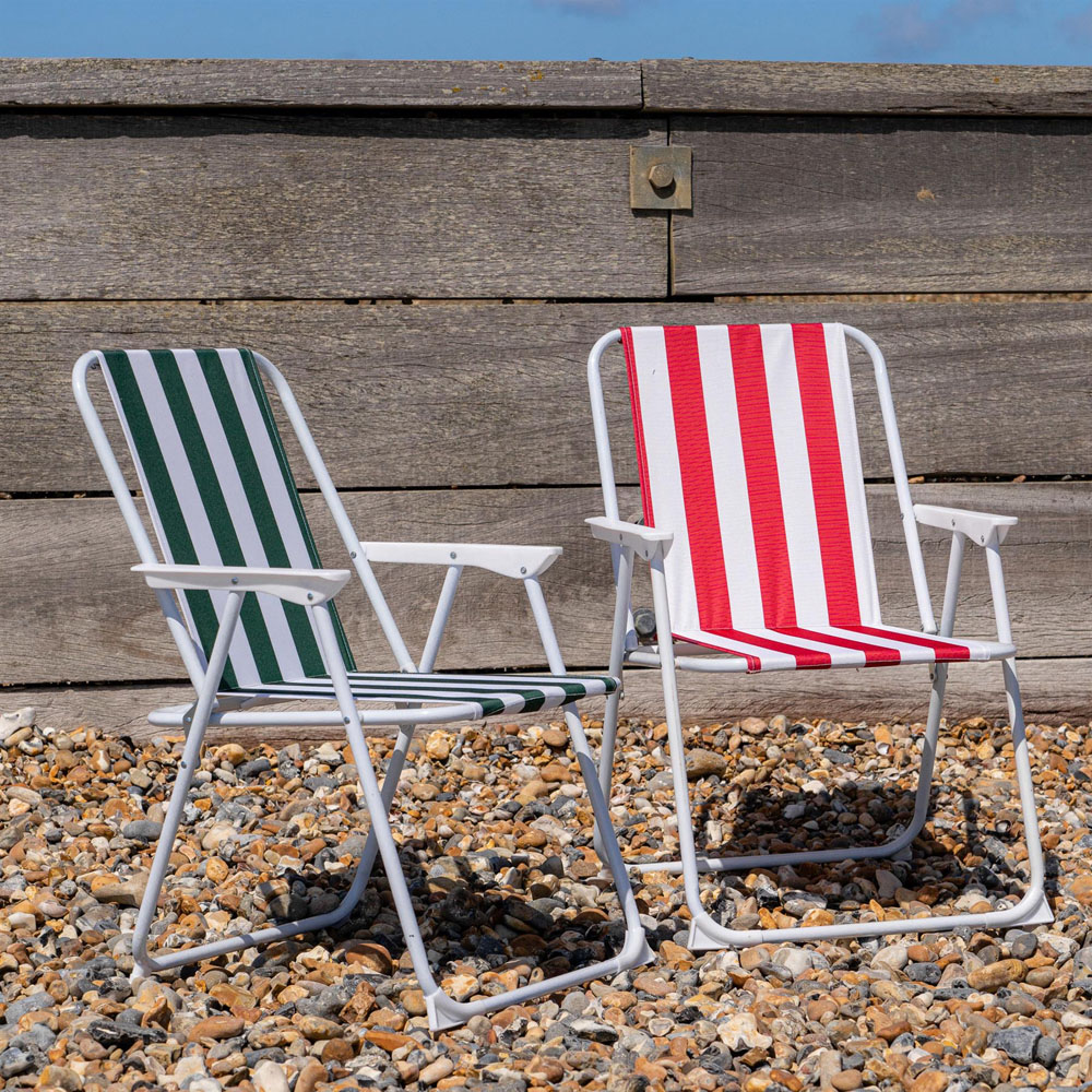 Harbour Housewares Red and Green Stripe Metal Foldable Beach Chair 4 Pack Image 4
