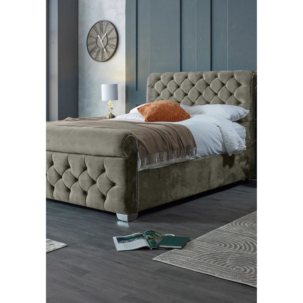 Eleganza Home Veneta King Size Grey Plush Velvet Bed Frame with Chesterfield Headboard Image 3