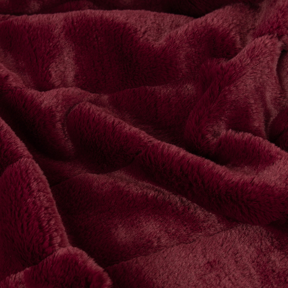 Paoletti Empress Ruby Large Faux Fur Throw 140 x 200cm Image 4