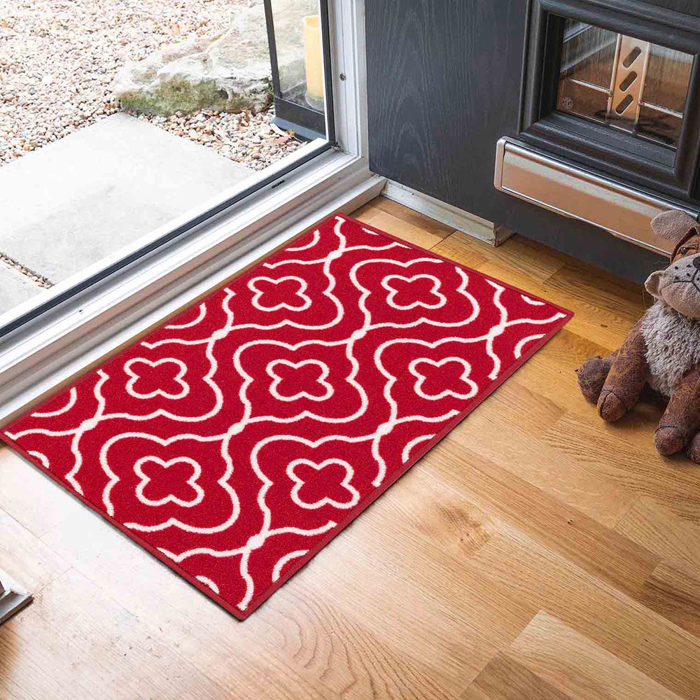 Desire Rugs Havana Red Quatrefoil Anti Slip Door Mat 150 x 80cm Image 2