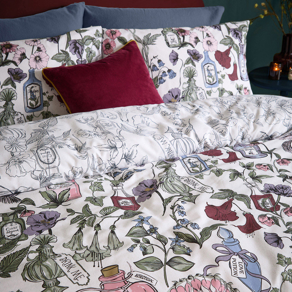Furn Super King Size Pick Your Poison Halloween Reversible Duvet Set Image 3