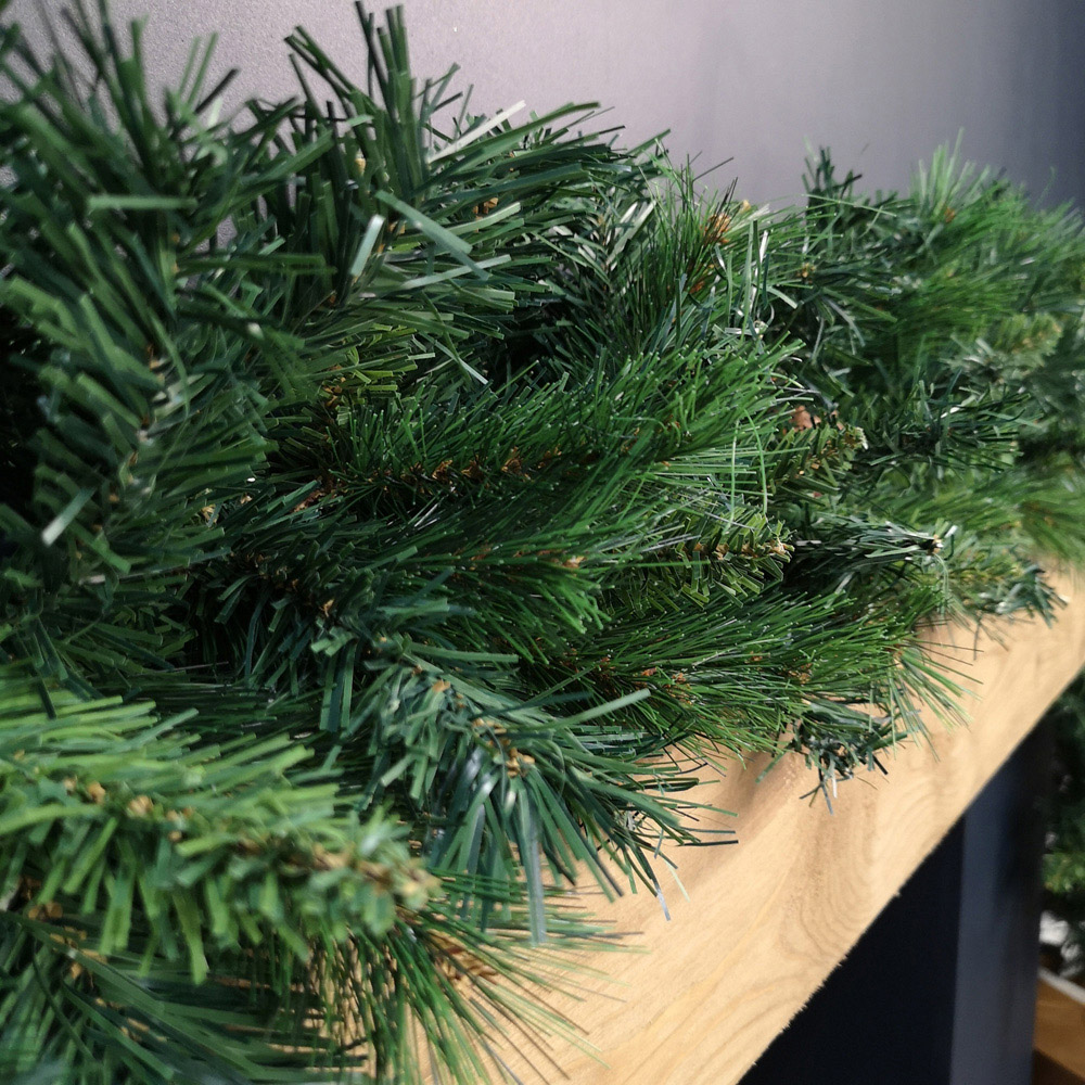 Samuel Alexander Christmas Garland with Pine Cones and Mixed Needles Green 270cm Image 5