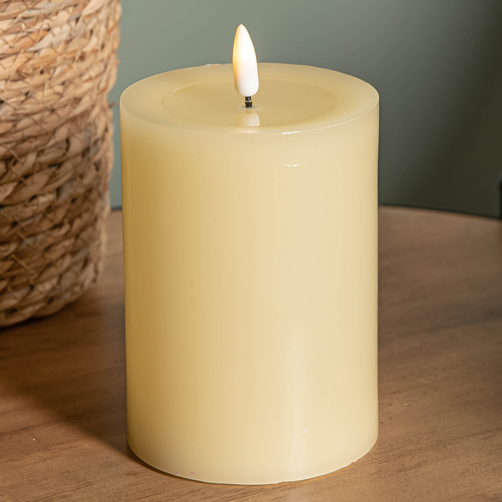 Premier Cream Flickering Flame Wax Melted Pool Effect LED Candle Christmas Decoration 13cm Image 6