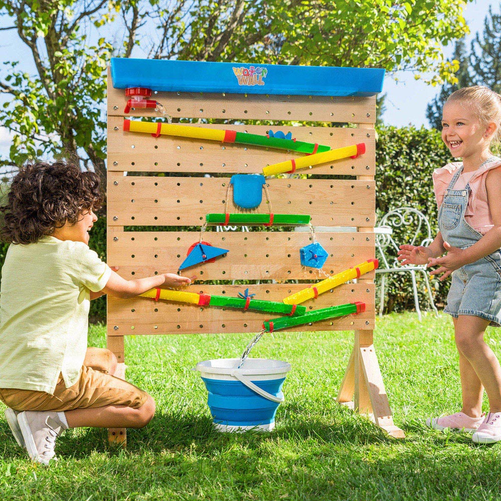 Playhouse Water Wall Image 8