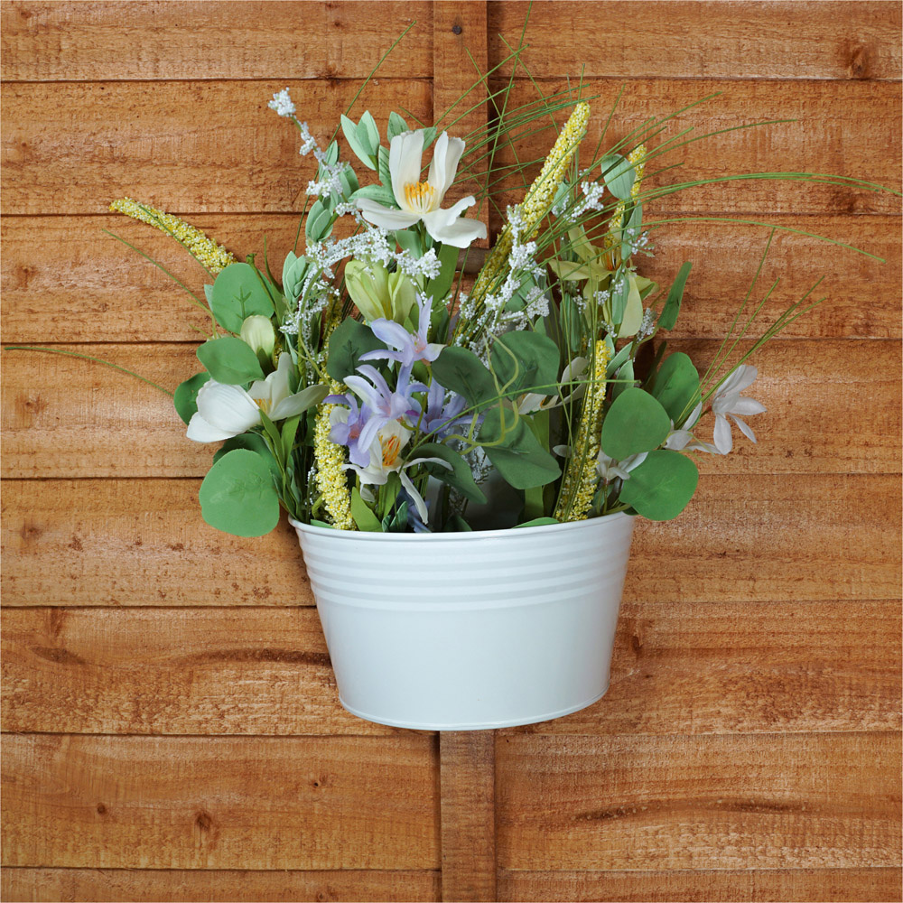 St Helens White Vintage Metal Wall Planter with Handle 21cm Image 3