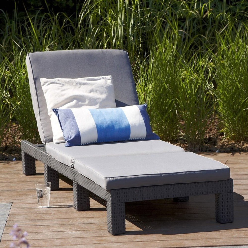 Daytona Garden Sun Lounger Image 6