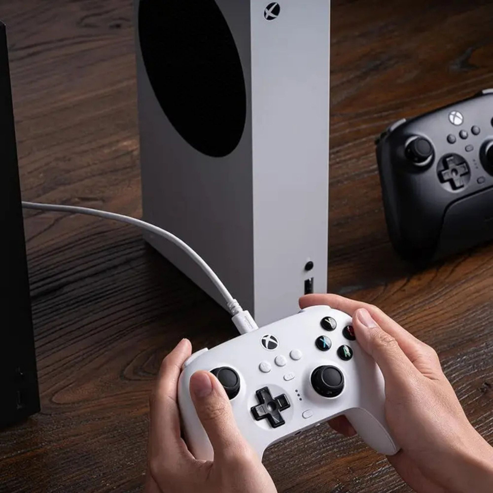 8BitDo Ultimate 3-mode White Xbox Controller Image 5