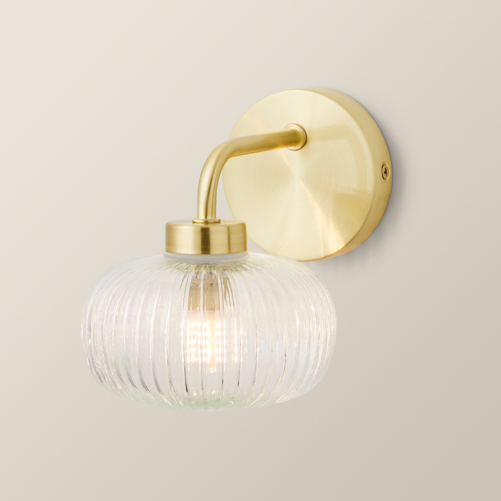 ValueLights Amaia Gold Clear Ribbed Glass LED Wall Light Image 5