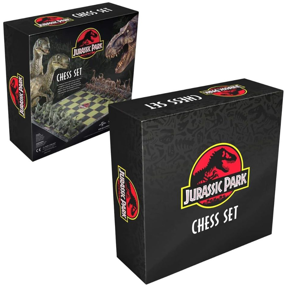 The Noble Collection Jurassic Park Chess Set Image 4