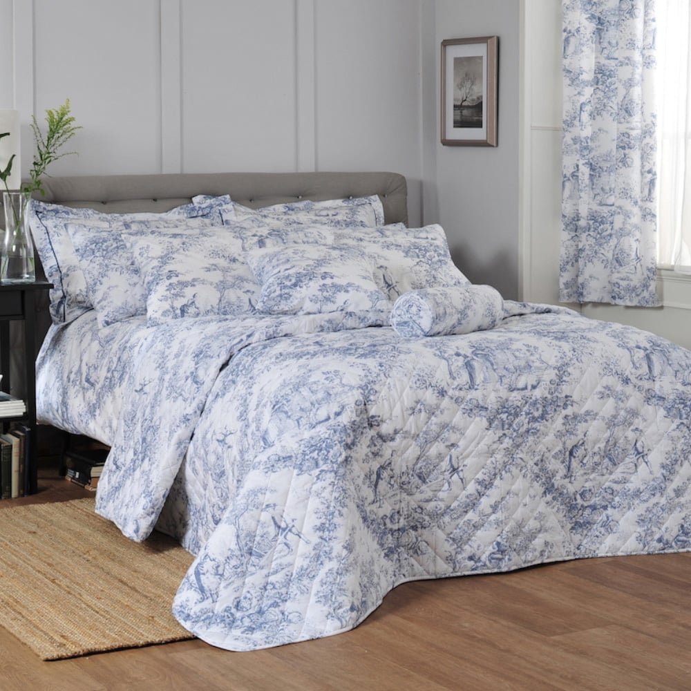 The Lyndon Company 2021 Toile King Size Blue Bedspread Image 1