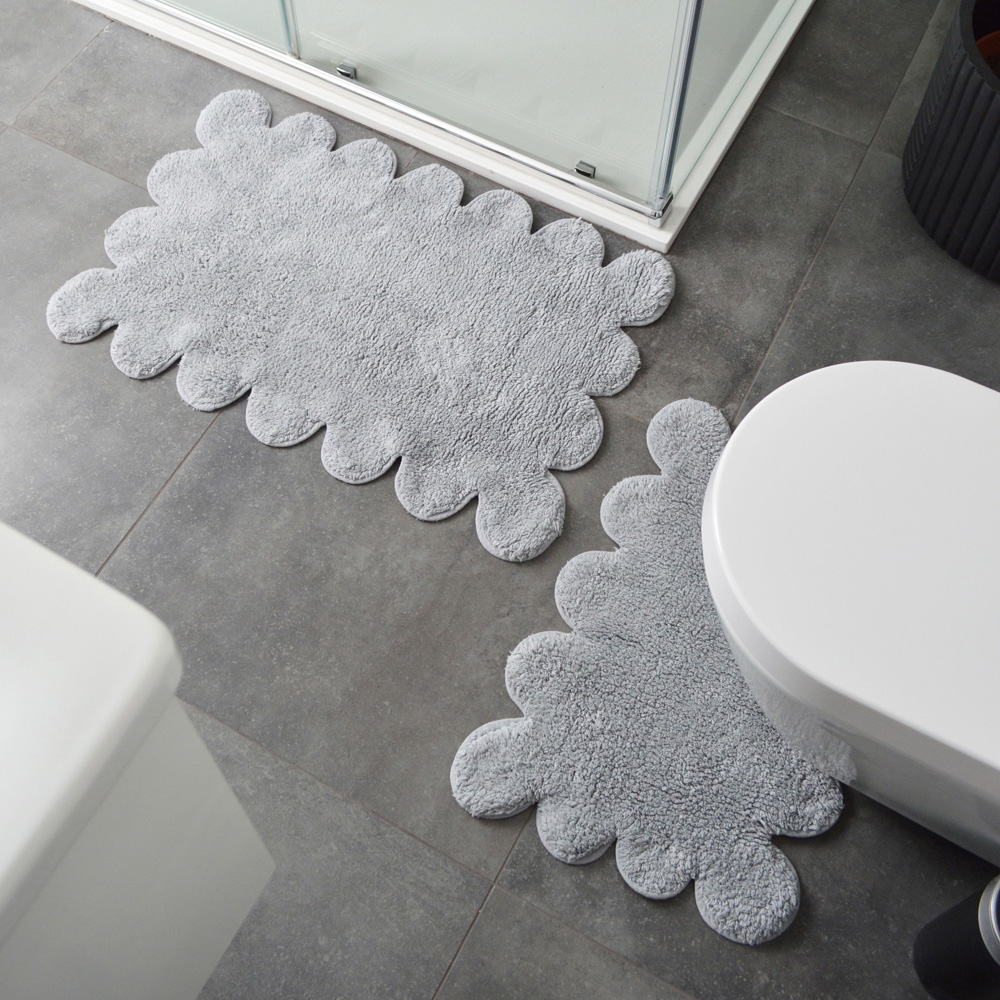 Allure Bath Fashions 2 Piece Scallop Light Grey Bath Mat Set Image 4