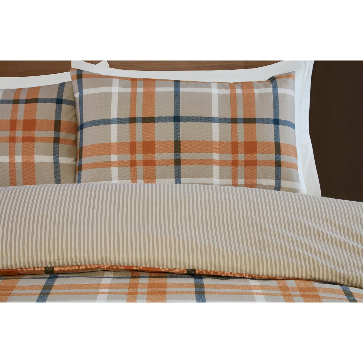Harrison Check Duvet Cover and Pillowcase Set - Rust / Superking Image 3
