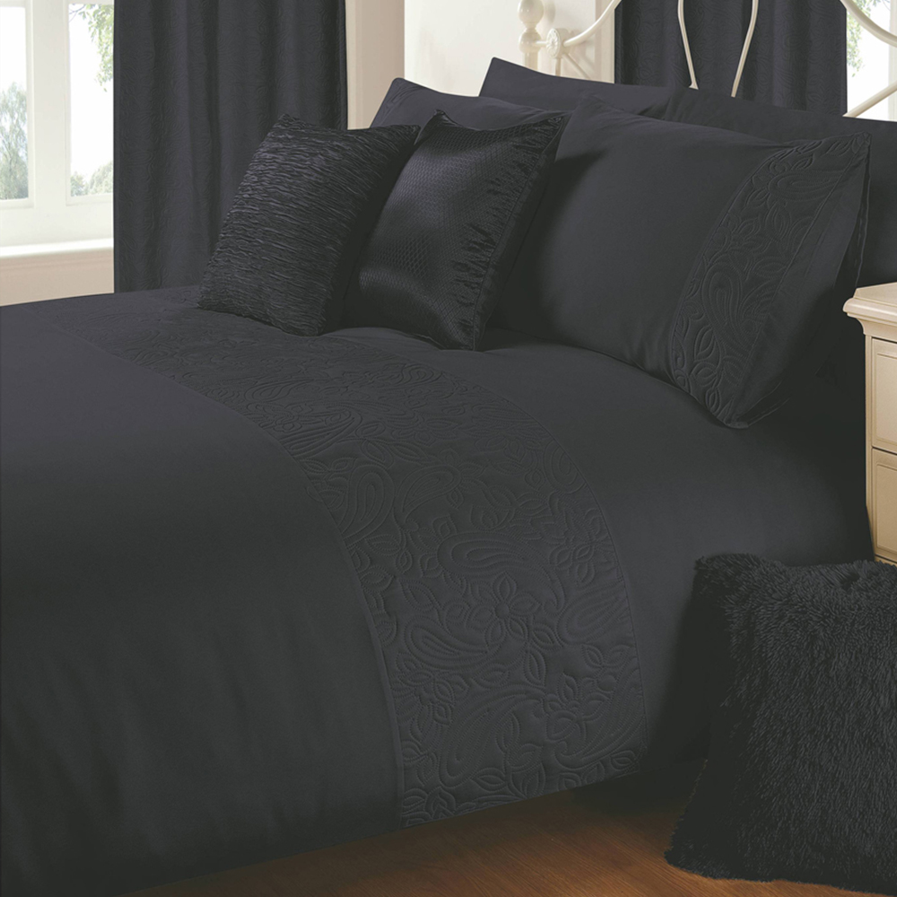 Intimates Alexis Single Black Quilted Floral and Paisley Duvet Set Image 2