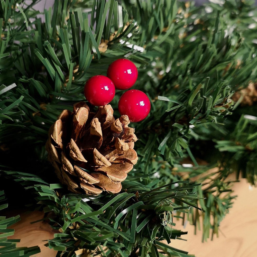 Premier Christmas Garland Decoration with Red Berries and Cones 270cm Image 4