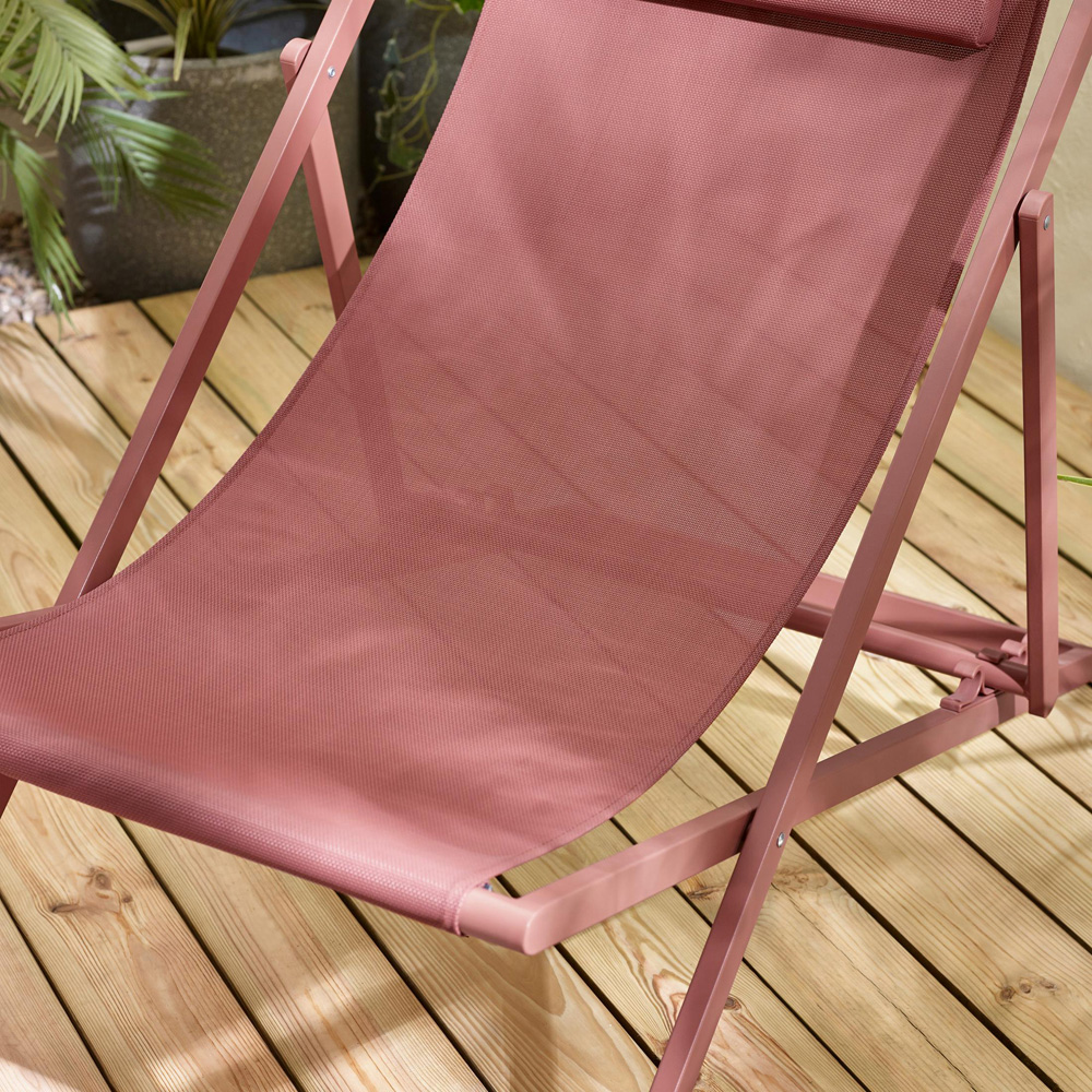 Furniturebox Cannes Set of 2 Pink Metal And Textilene Deck Chair Image 3