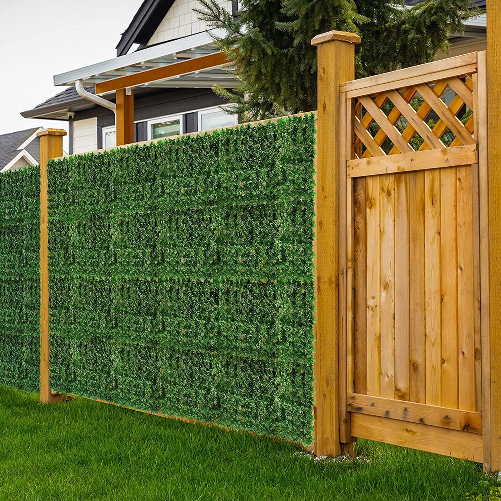 Gr8 Garden 1.6 x 9.8ft Artificial Ivy Leaf Fence Panel Image 1