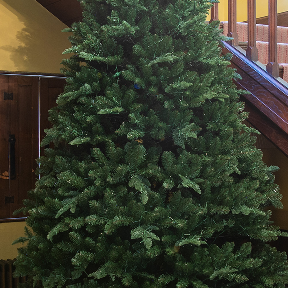 The Christmas Centre Windsor Fir Artificial Xmas Tree 7.5ft Image 3