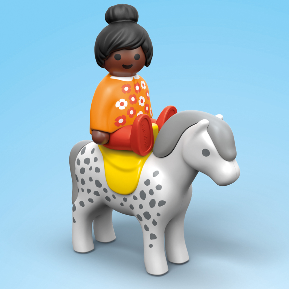 Playmobil Junior Animal Home with Treat Dispenser Playset Image 10