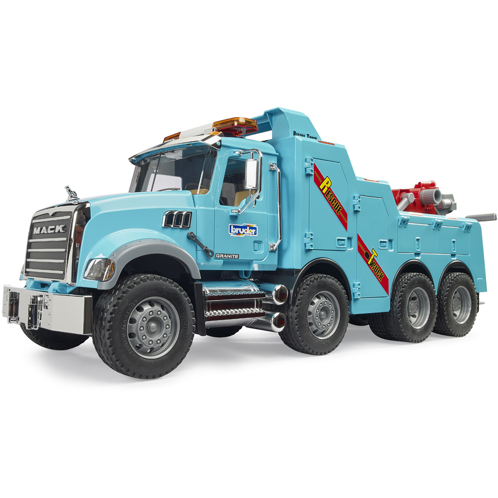 Bruder MACK Granite Light and Sound Heavy Tow Truck Image 3