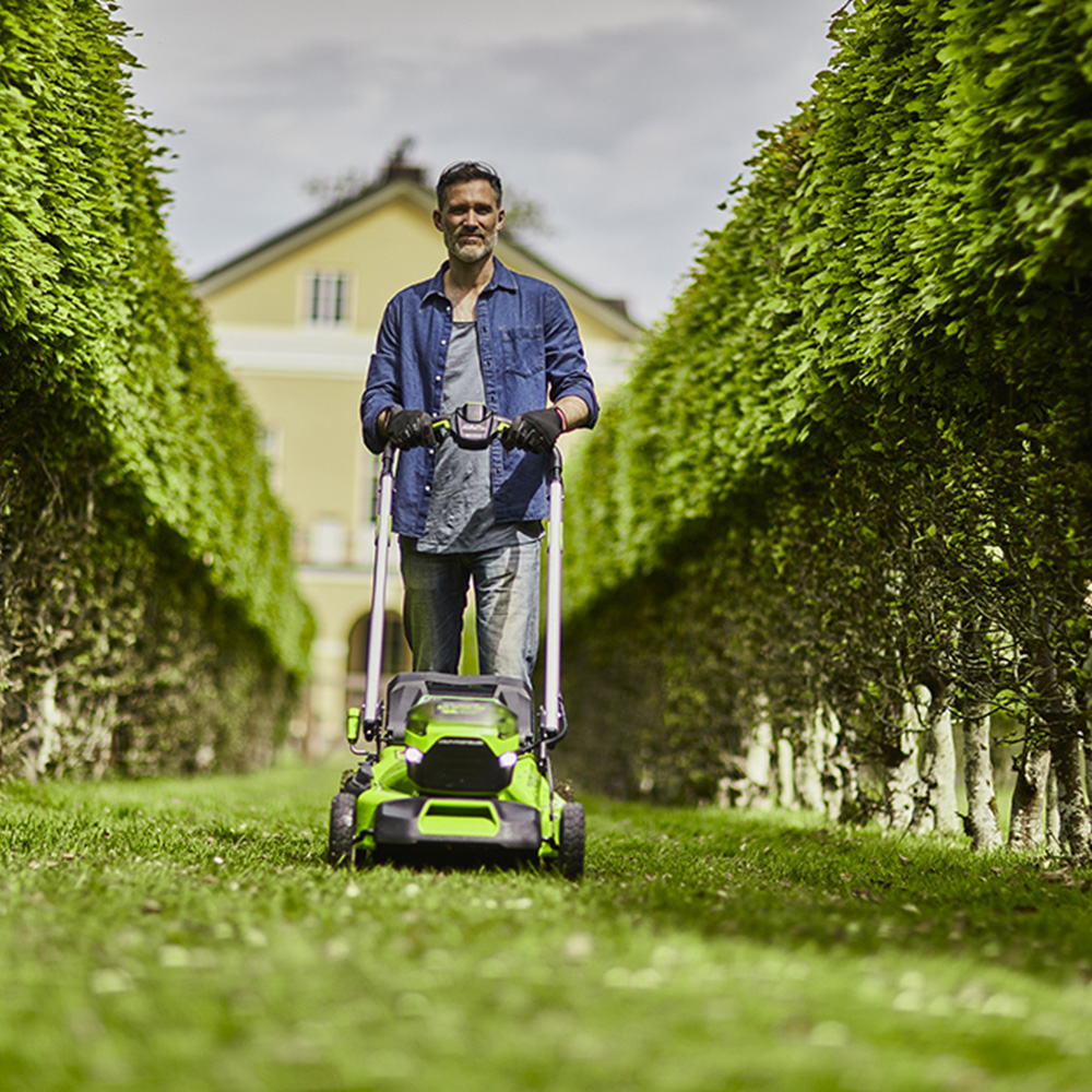Greenworks GWGD60LM51SPK4 60V Self Propelled 51cm Cordless Lawn Mower with Battery and Charger Image 4