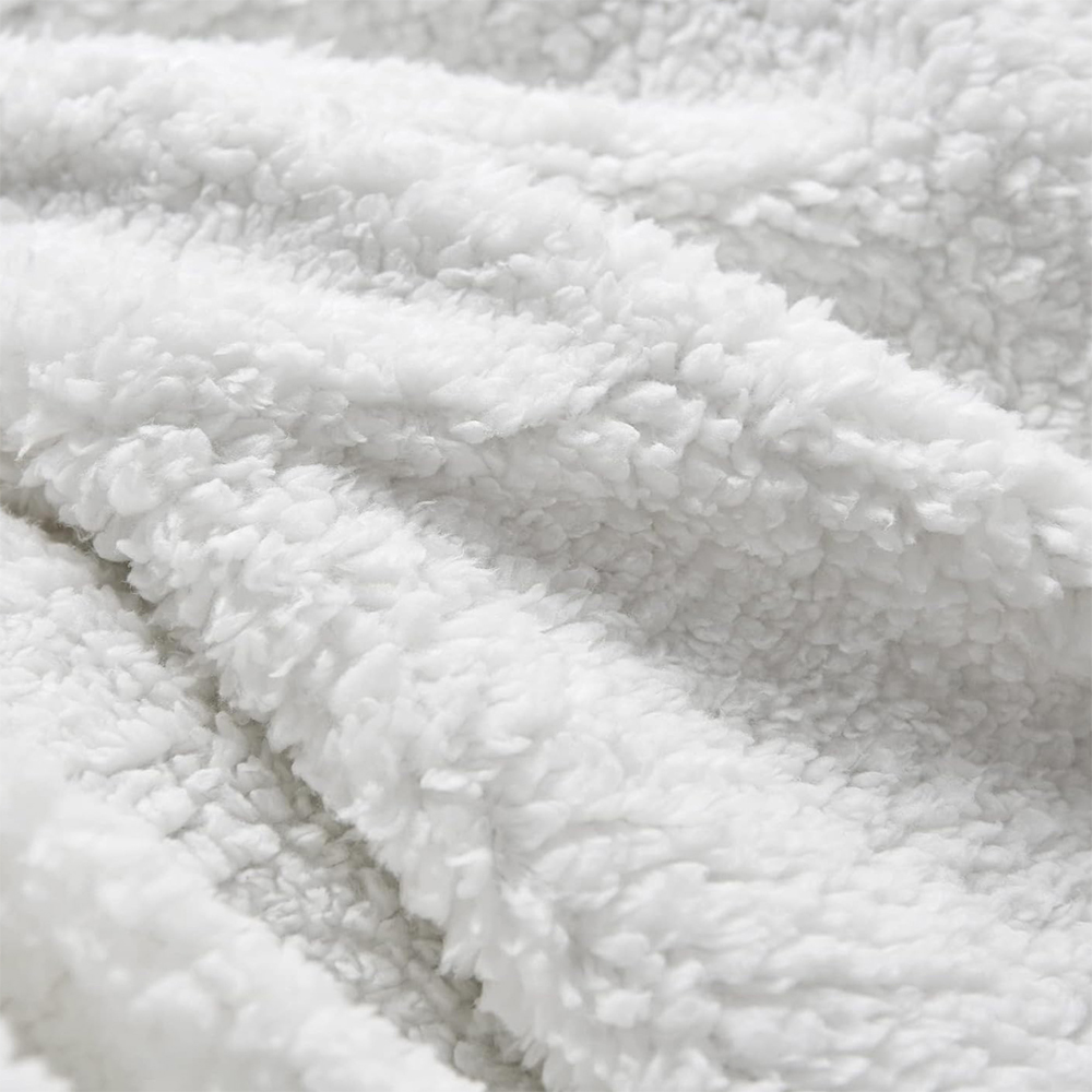 Velosso Silver Evali Plush Throw 127 x 152cm Image 4