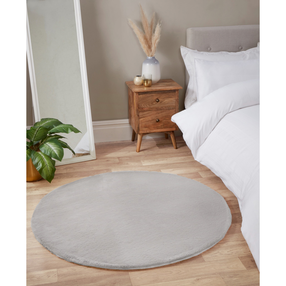 Portland HMC Luxe Silver Faux Fur Rug 133 x 133cm Image 4