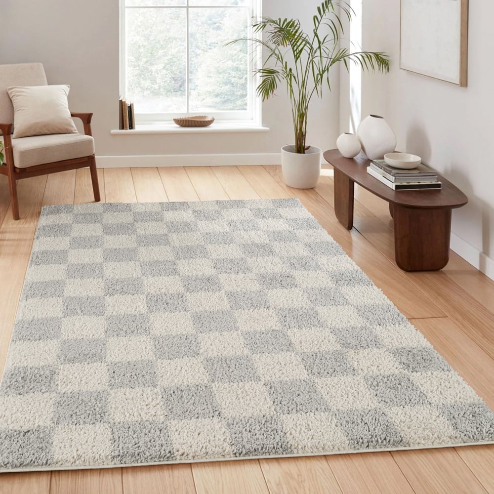Desire Rugs Chester Grey Shaggy Checkered Rug 160 x 230cm Image 2