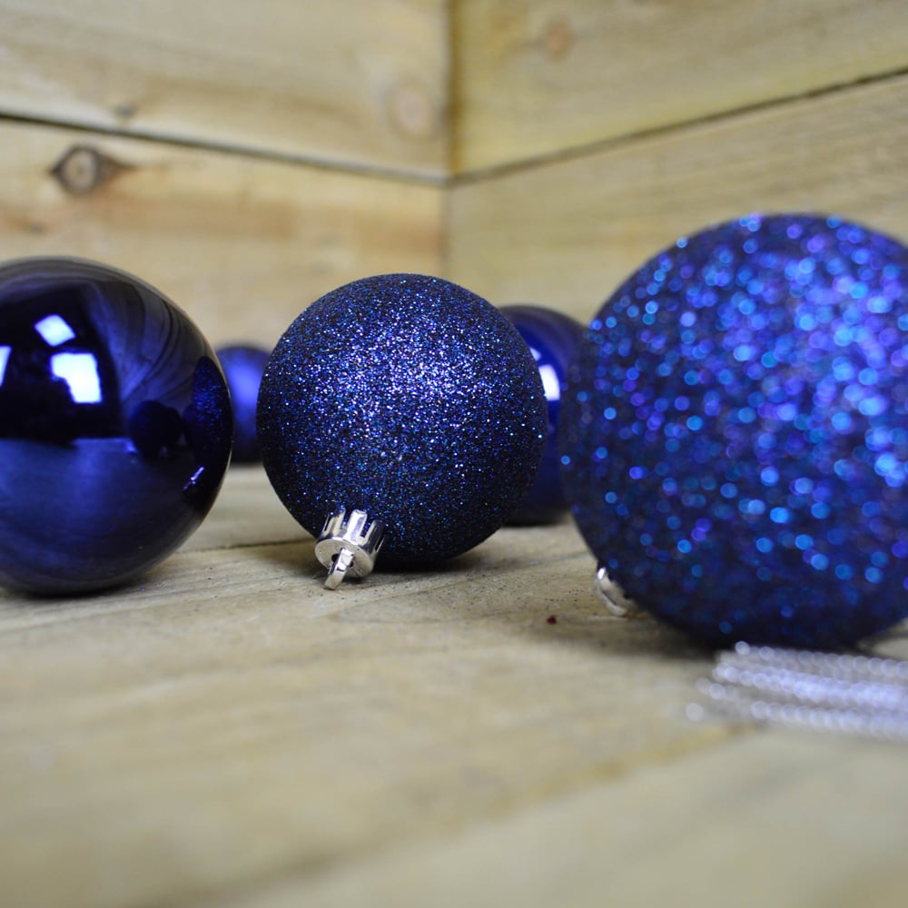Samuel Alexander Midnight Blue Shatterproof Christmas Baubles 24 Pack Image 3