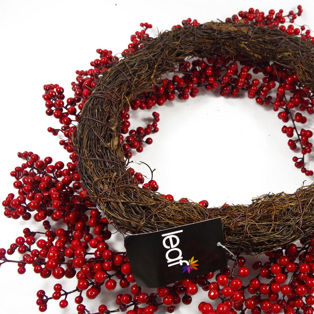 Botanik Floristry Artificial Christmas Wreath with Red Berry 60cm Image 3