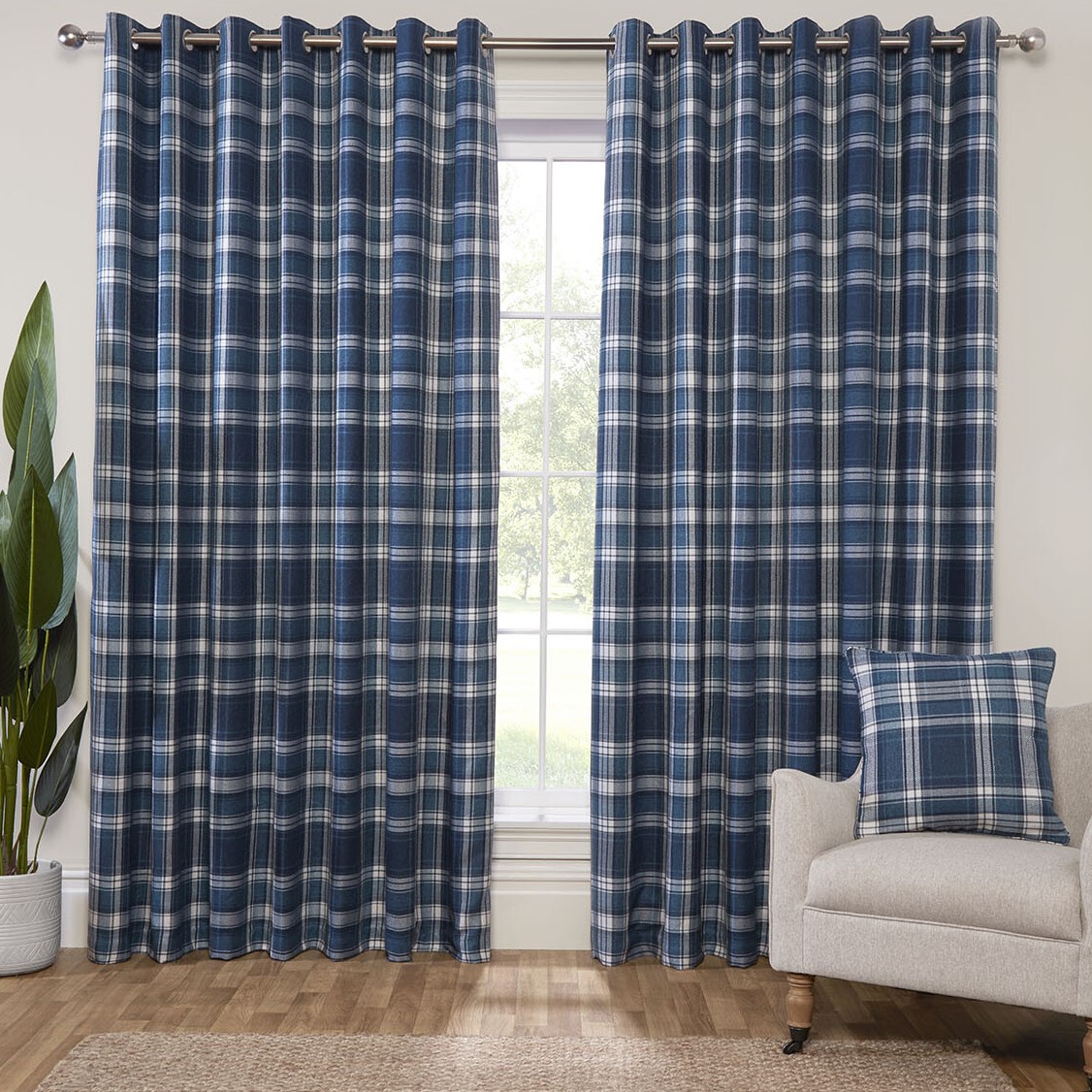 Hatfield Check Blackout Curtain - Navy / 228cm Image 1