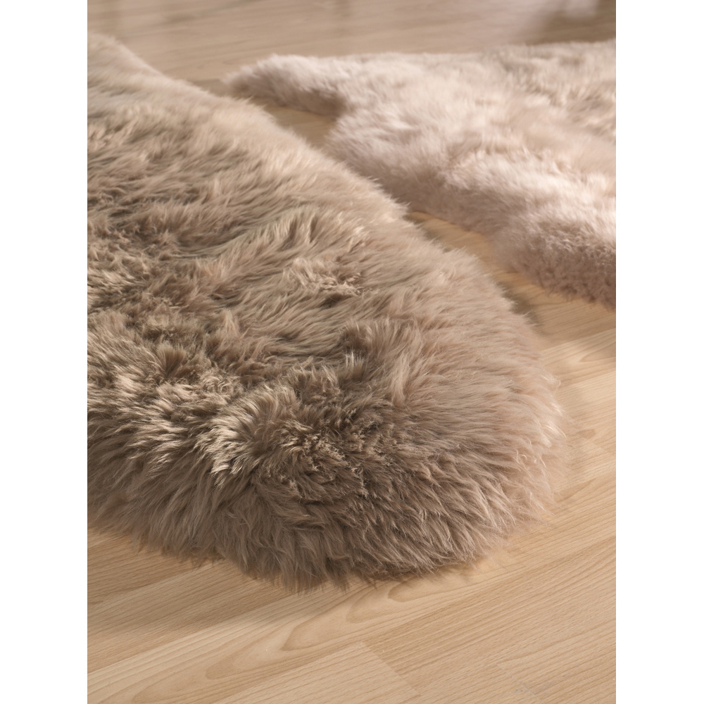 Origins Mink Genuine Sheepskin Rug 70 x 175cm Image 3