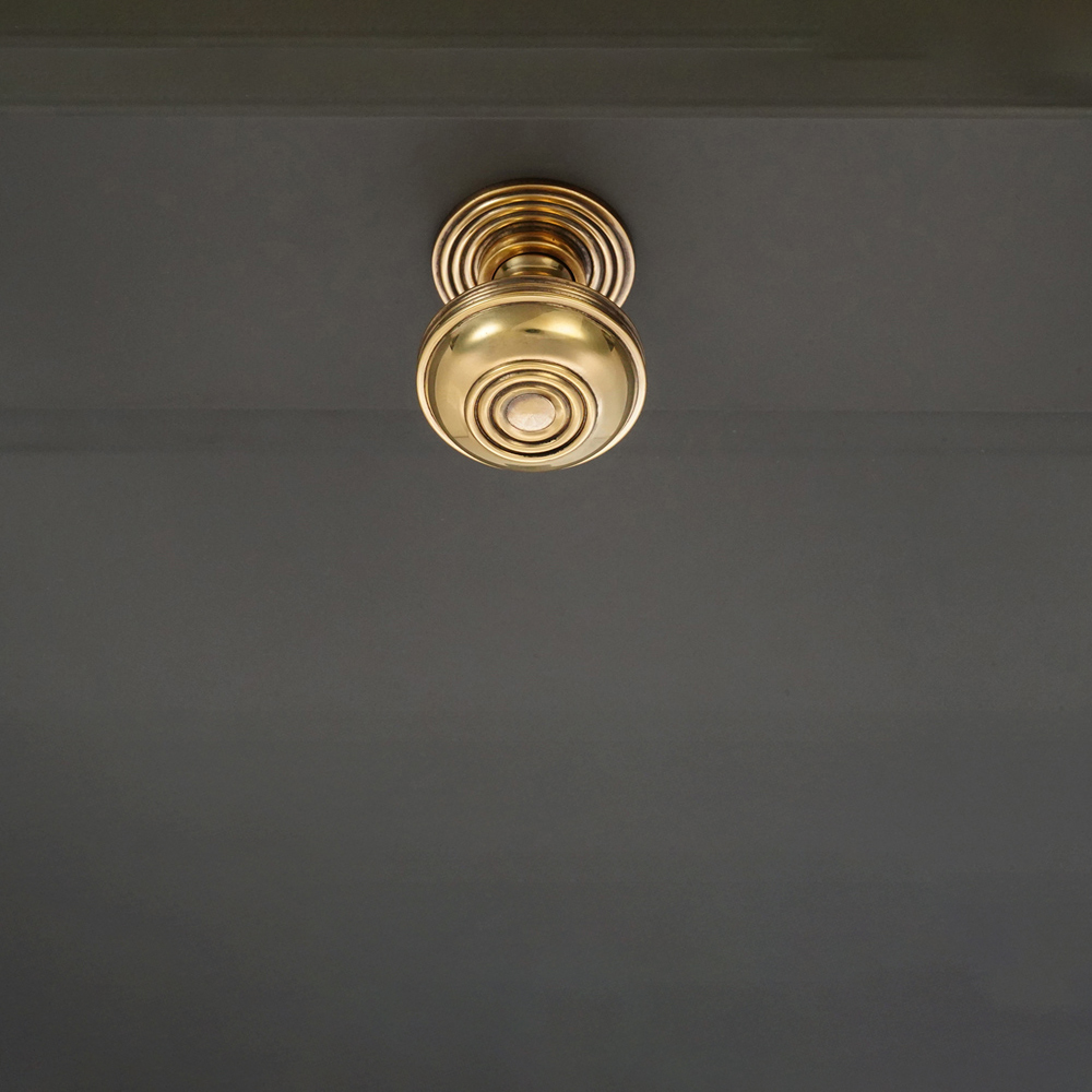 Spira Brass Preston Aged Brass Large 38mm Cupboard Knob Image 2