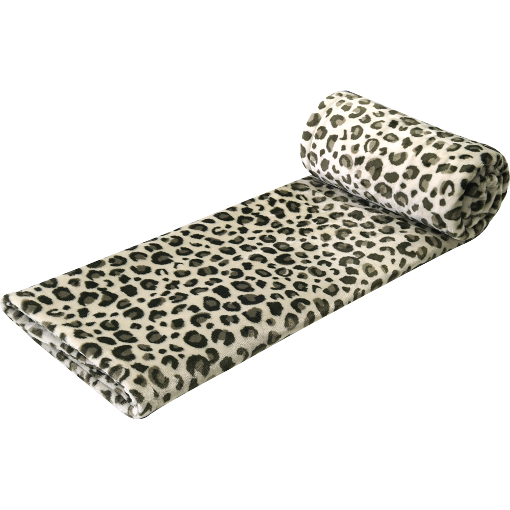Leopard Print Electric Heated Throw Image 1