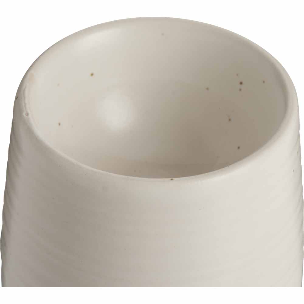 Wilko Cream Artisan Speckled Egg Cup Image 2