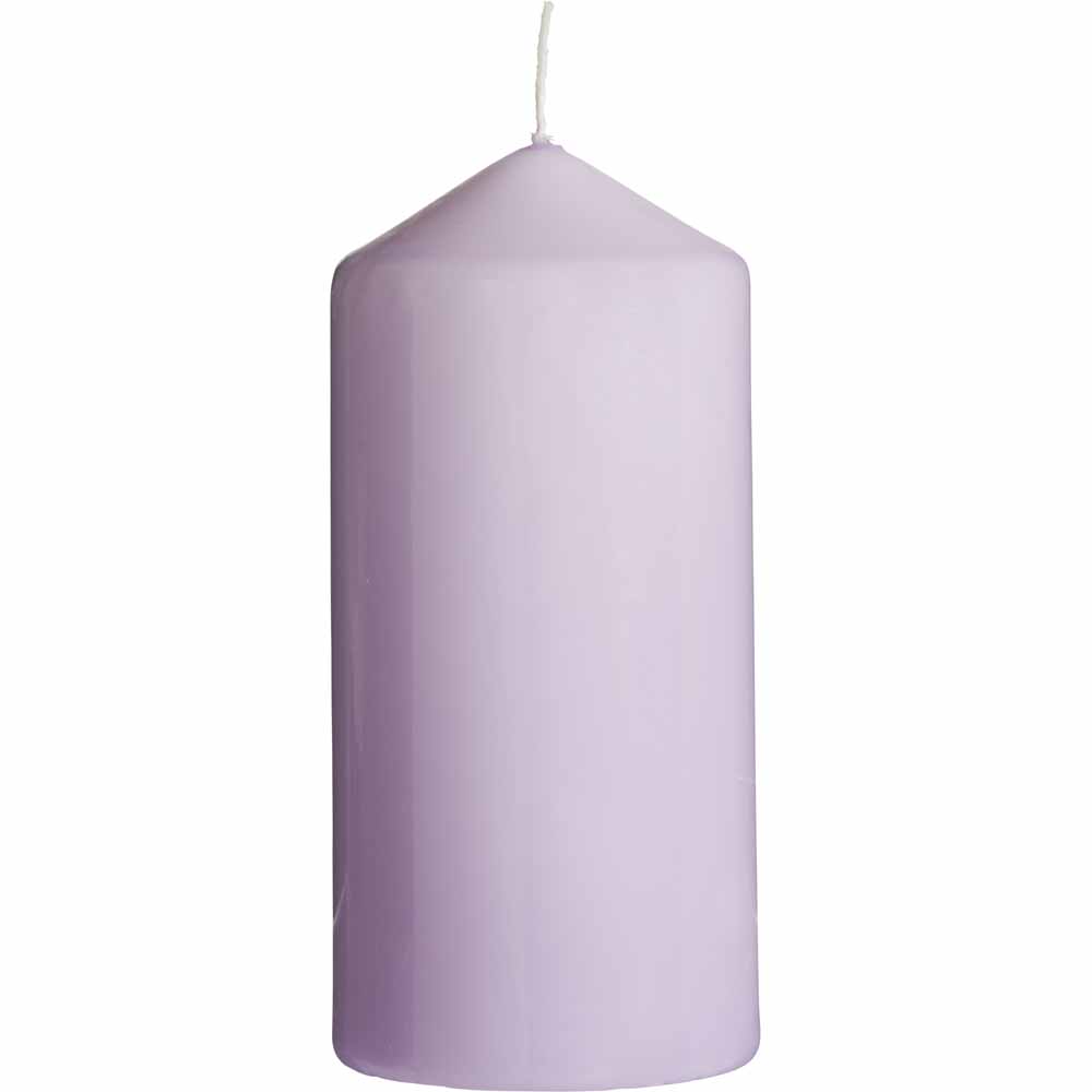 Wilko Scented Pillar Candle Lavender 7x15cm Image