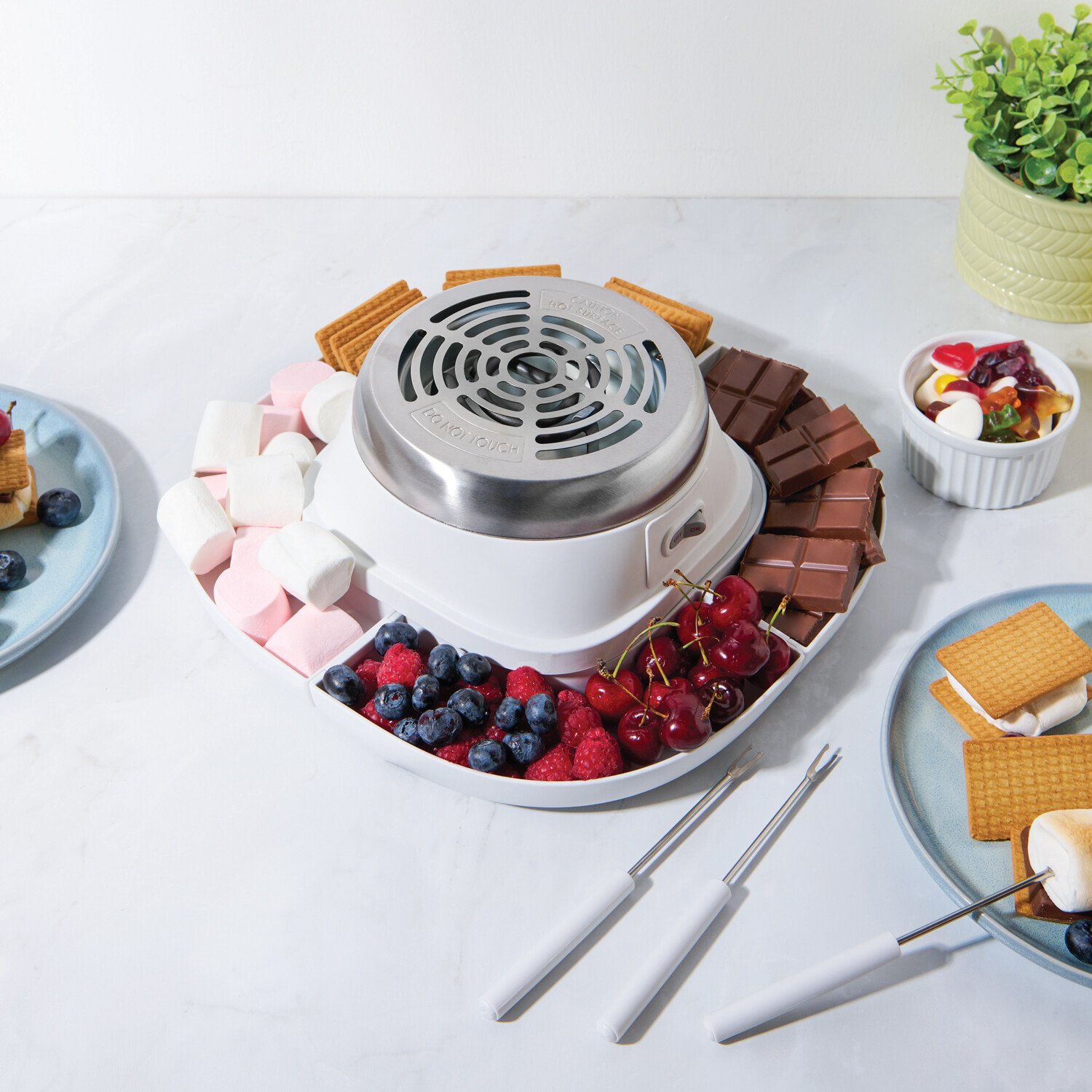 Kitchen Master Smores Station - White Image 3