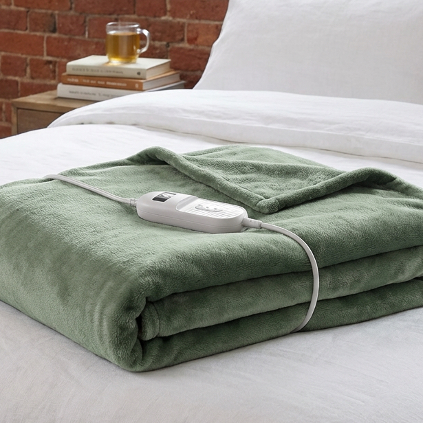 Electric Fleece Throw  - Sage Image 6