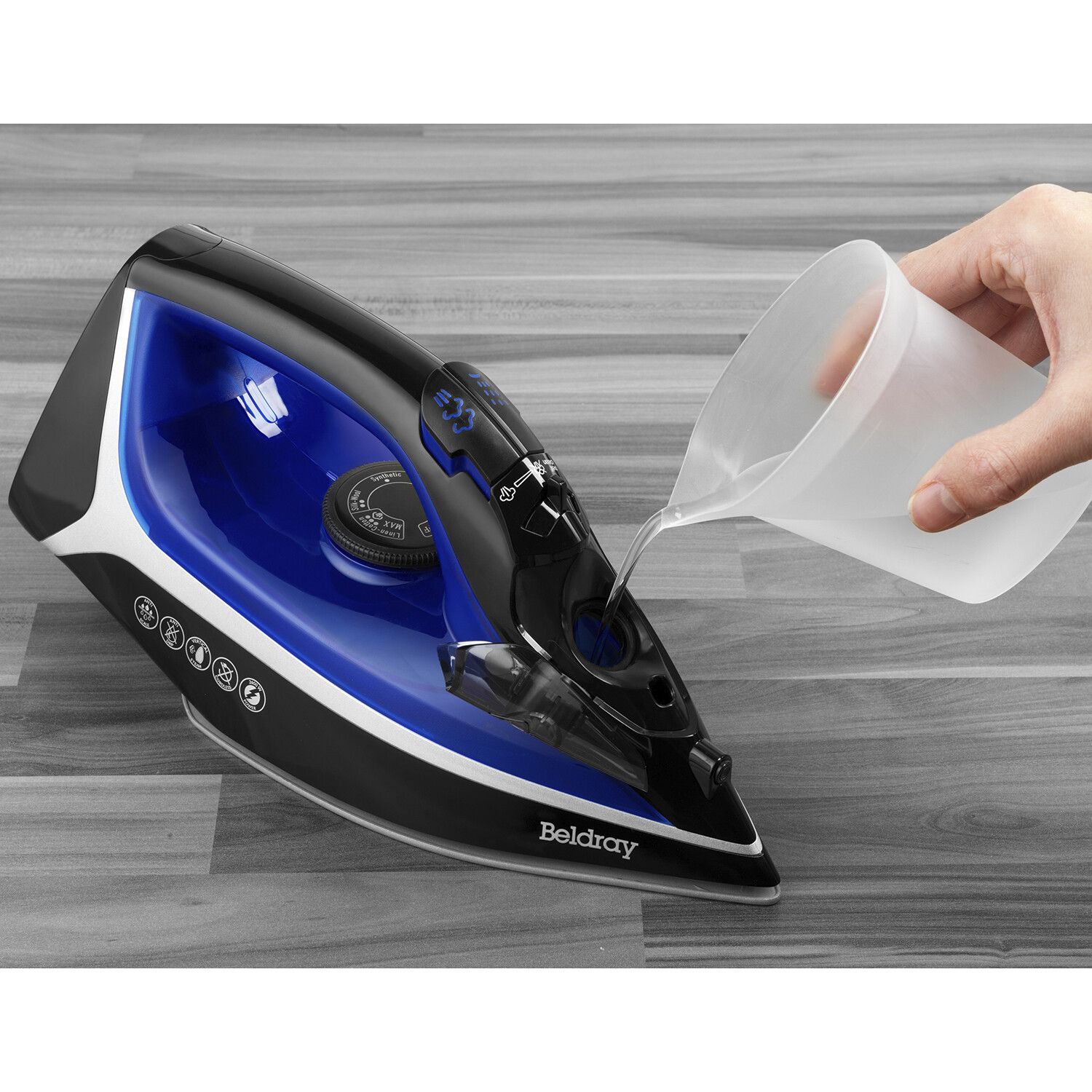 Beldray 2 in 1 Cordless 360 Iron 2600W Image 4