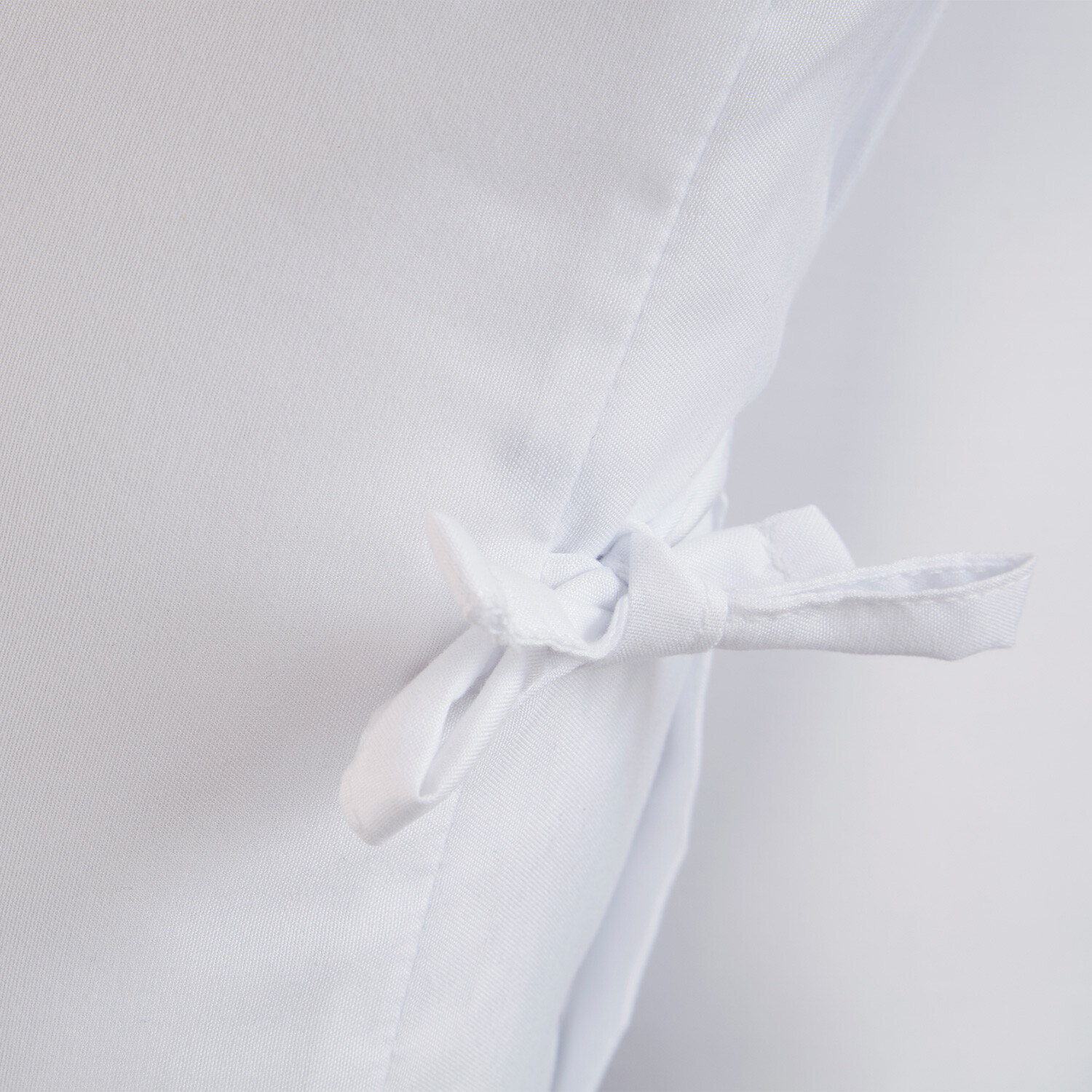 Moda Tied Duvet Cover and Pillowcase Set - White / Single Image 2