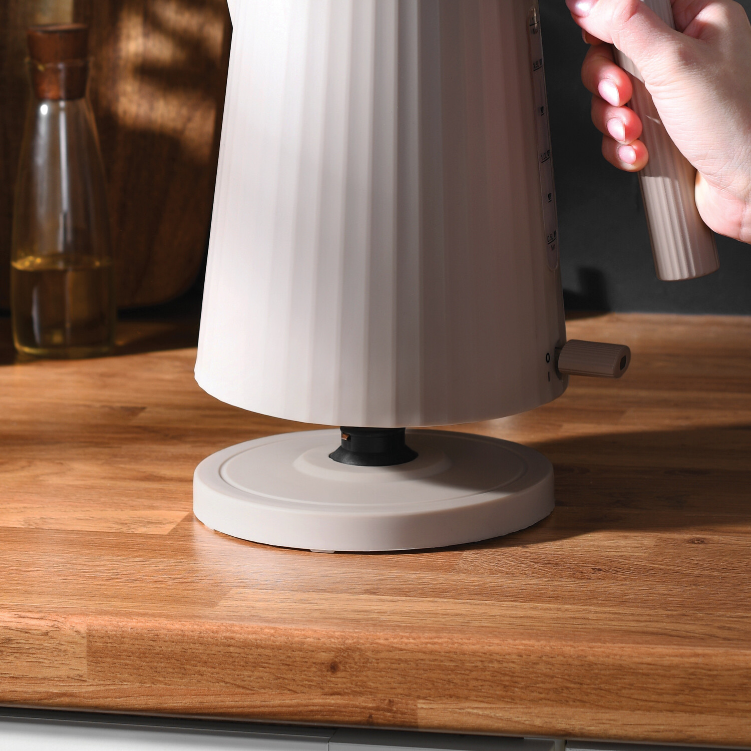 Kitchen Master Plastic Kettle 1.7L - Cappuccino Image 5