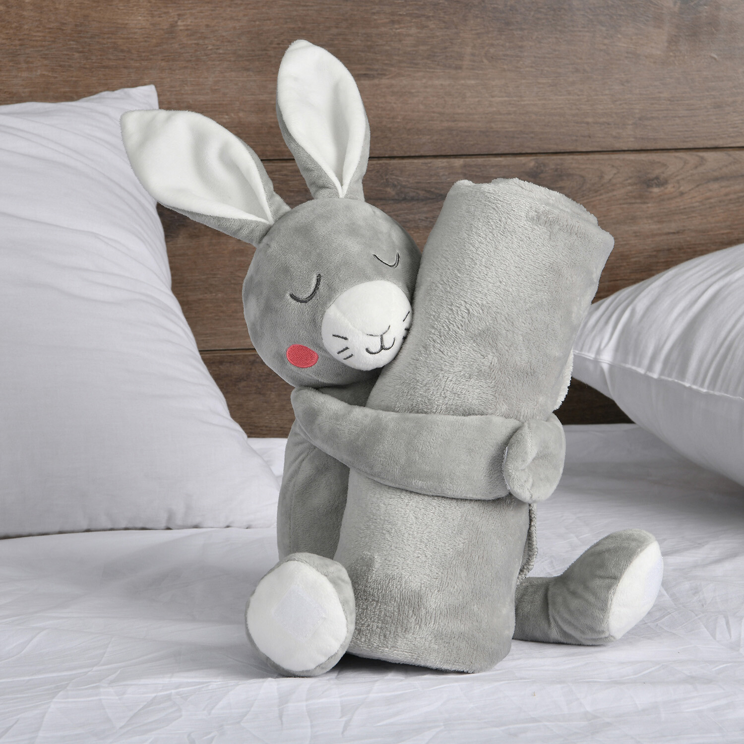Novelty Throw Set - Bunny Image 5