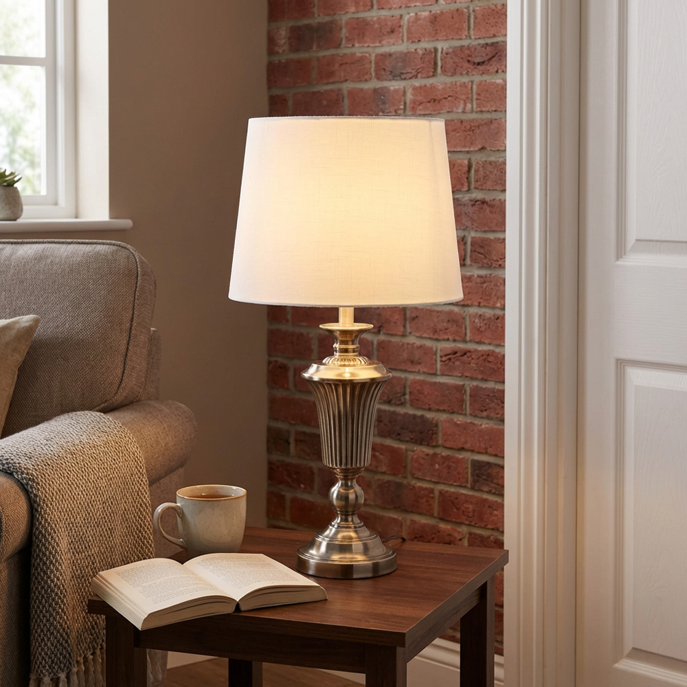Leandra Antique Table Lamp Image 2