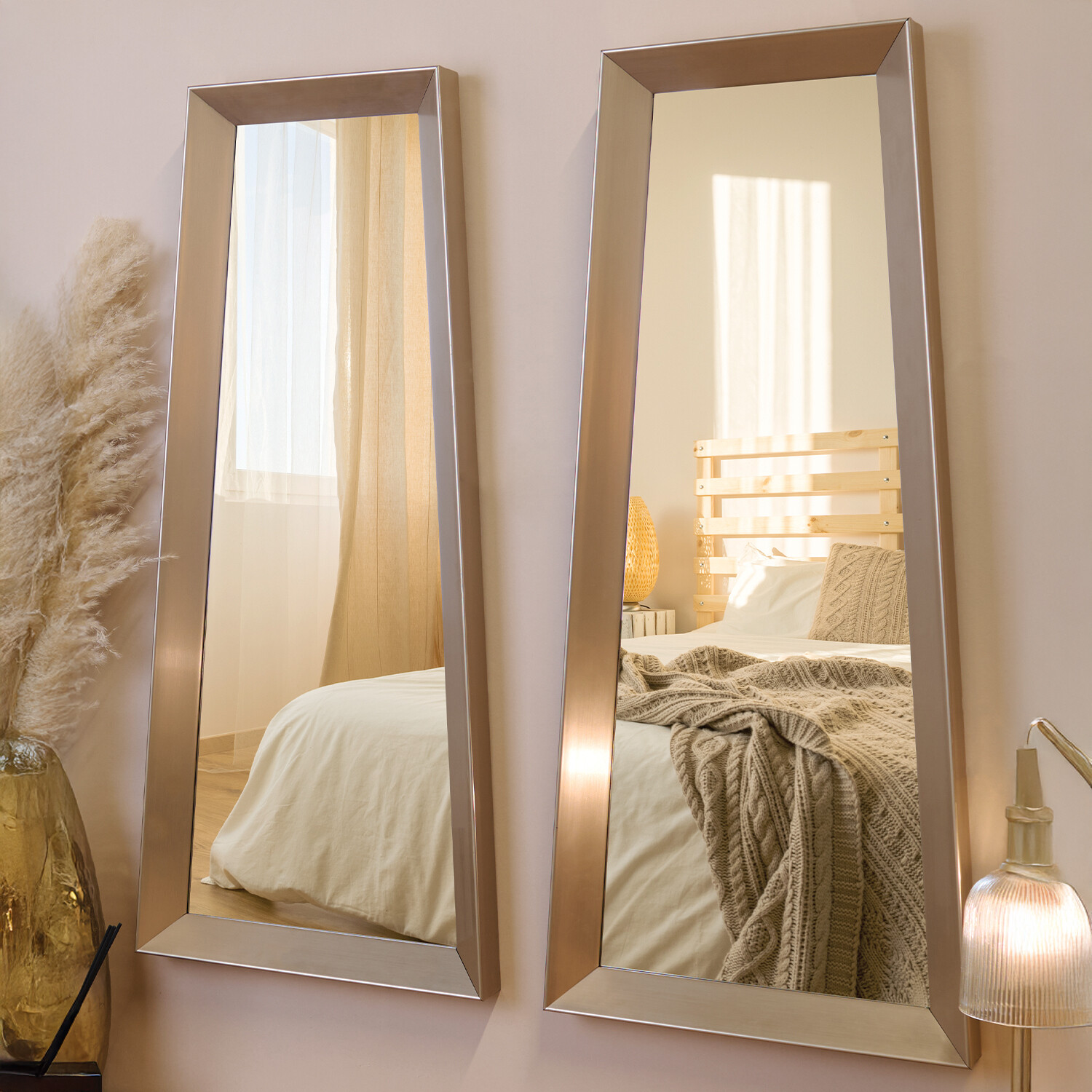 Set of 2 Asymmetric Metallic Mirrors Silver Image 2