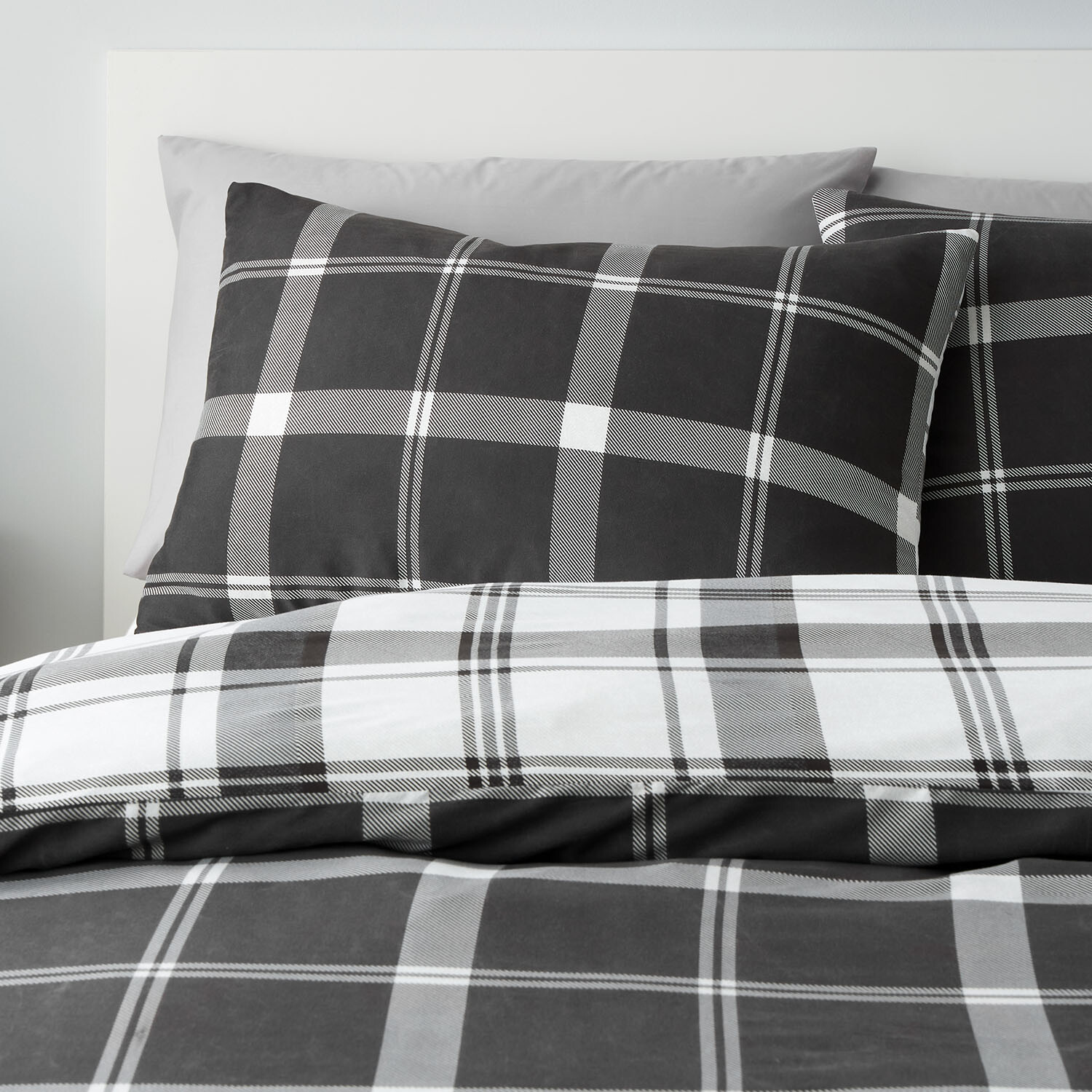 Brodie Check Duvet Set - Black and White / Single Image 3