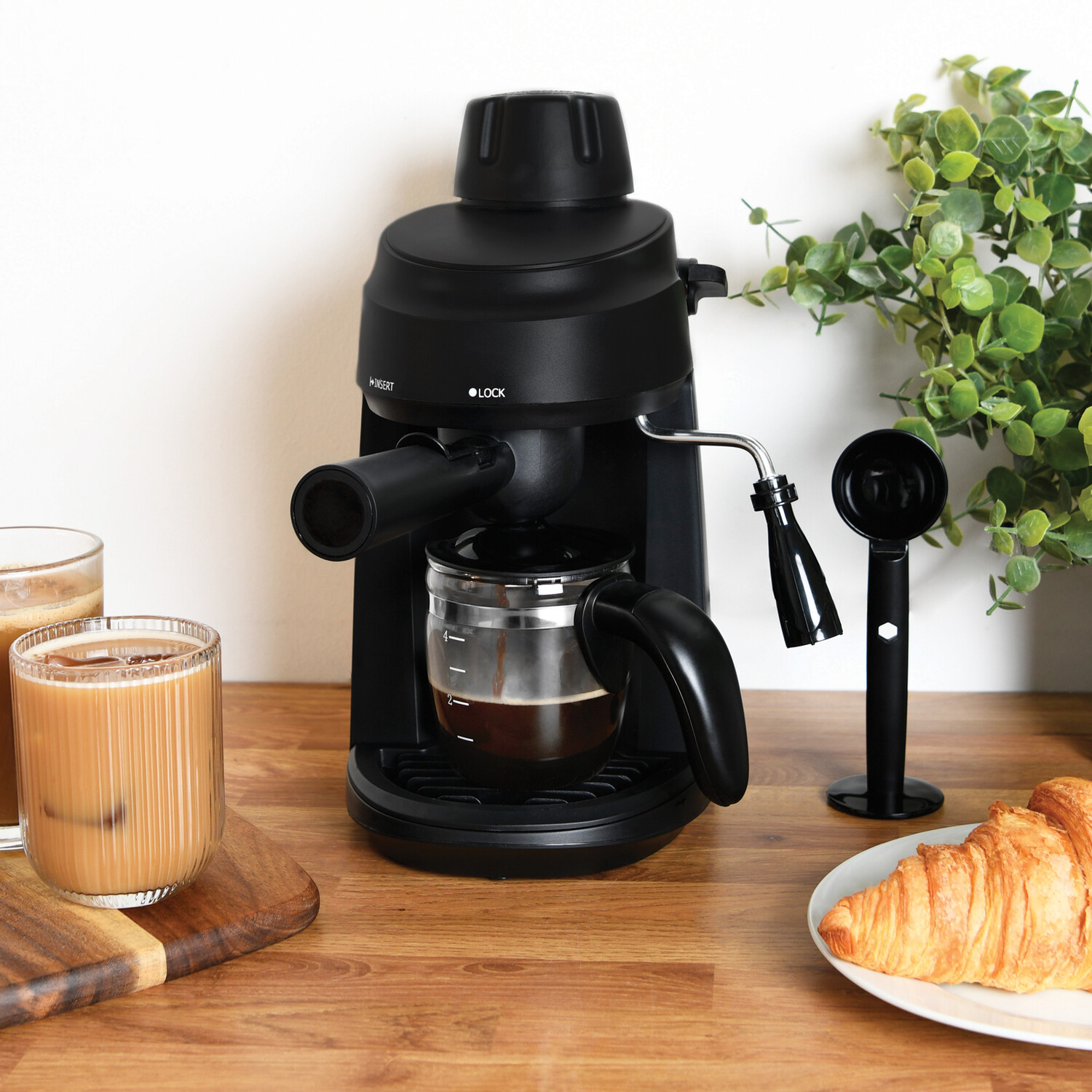 3.5 Bar Coffee Machine with Frothing Function Black Image 2