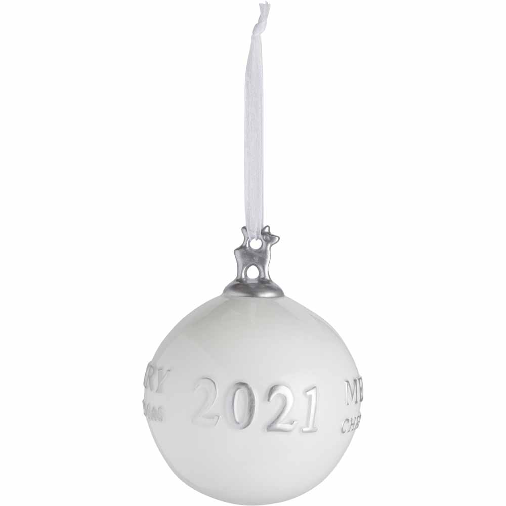 Wilko Glitters 2021 Ceramic Bauble Image 1