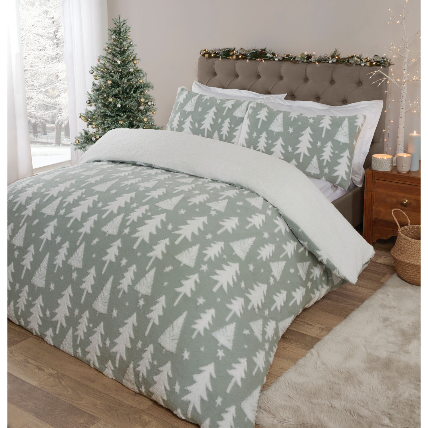 Christmas Tree Fleece Duvet Cover and Pillowcase Set - Sage / Single Image 2