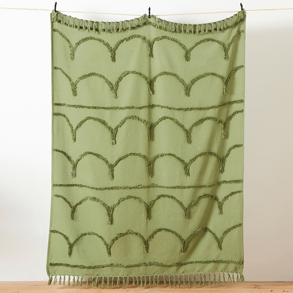 furn. Jakarta Moss Green Tufted Throw 130 x 180cm Image 2