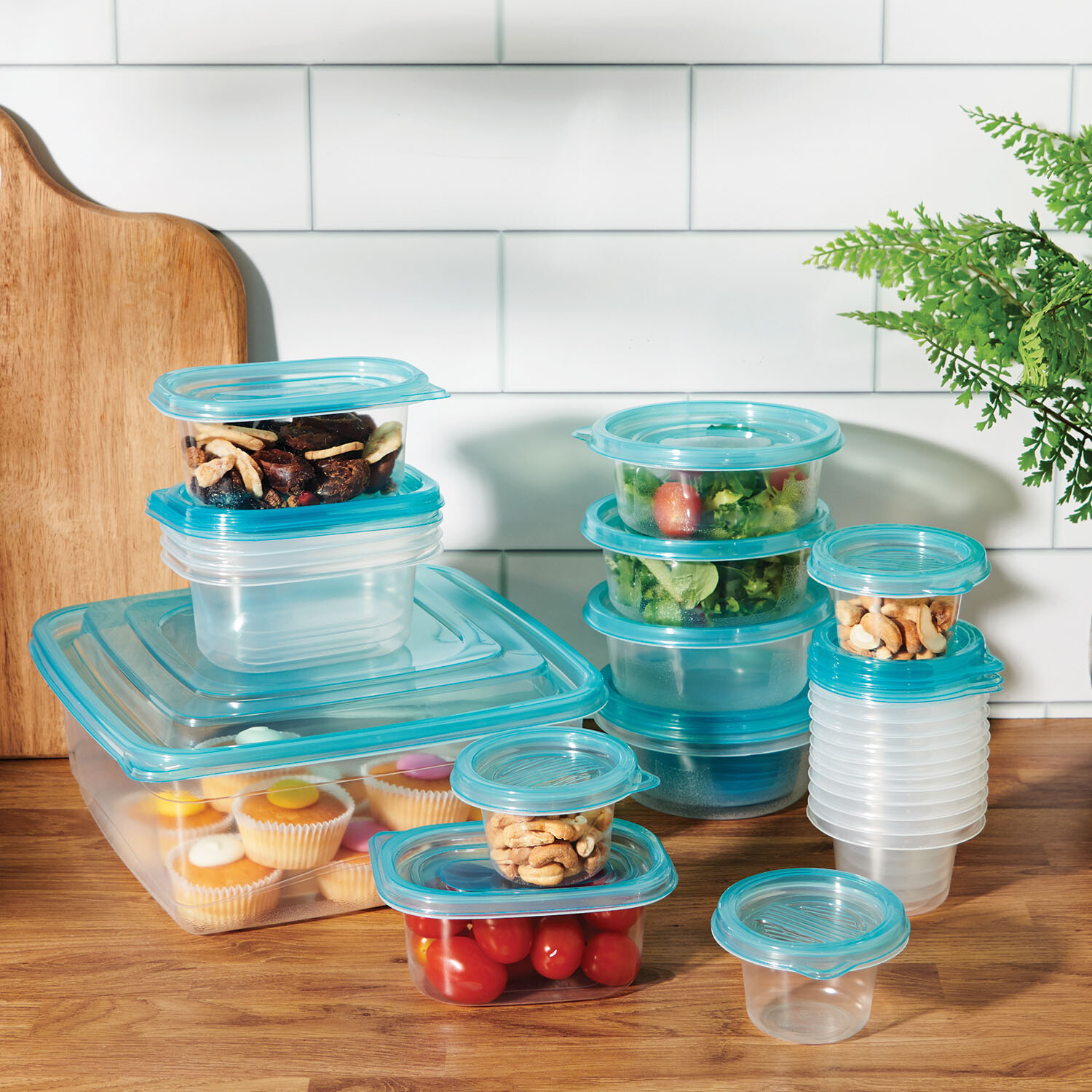 Pack of 25 Food Containers - Clear and Light Blue Image