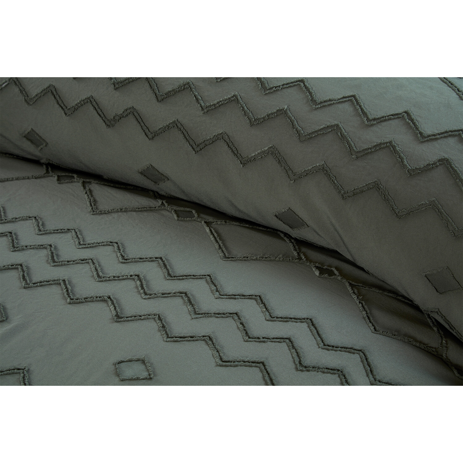 Adah Tufted Geo Duvet Cover and Pillowcase Set - Charcoal / Single Image 3